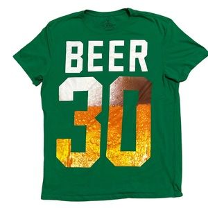American Eagle Outfitters Beer 30 T-Shirt Vintage Fit